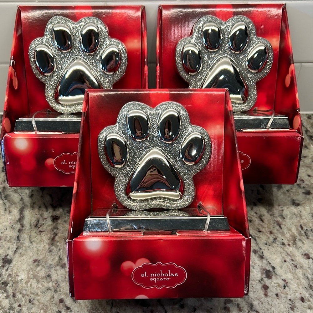 St. Nicholas Square Chrome Stocking Holder